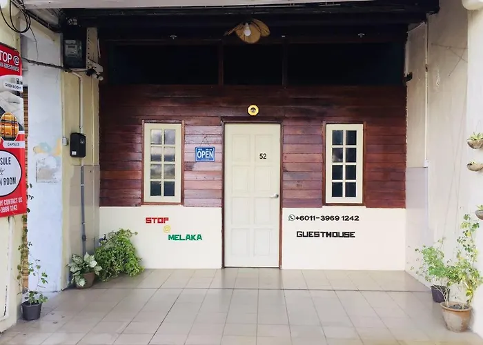 Stop @Melaka Guesthouse